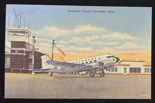 Rochester Airport, Rochester, Minnesota - Vintage Postcard
