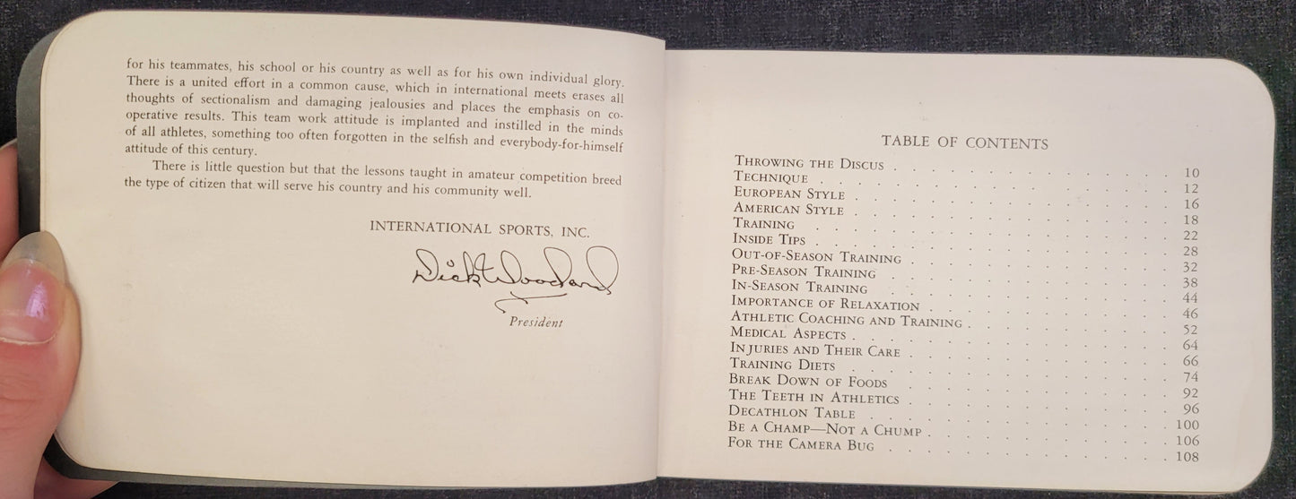 The Discus Throw by Dean B. Cromwell - Flicker Book - 1939