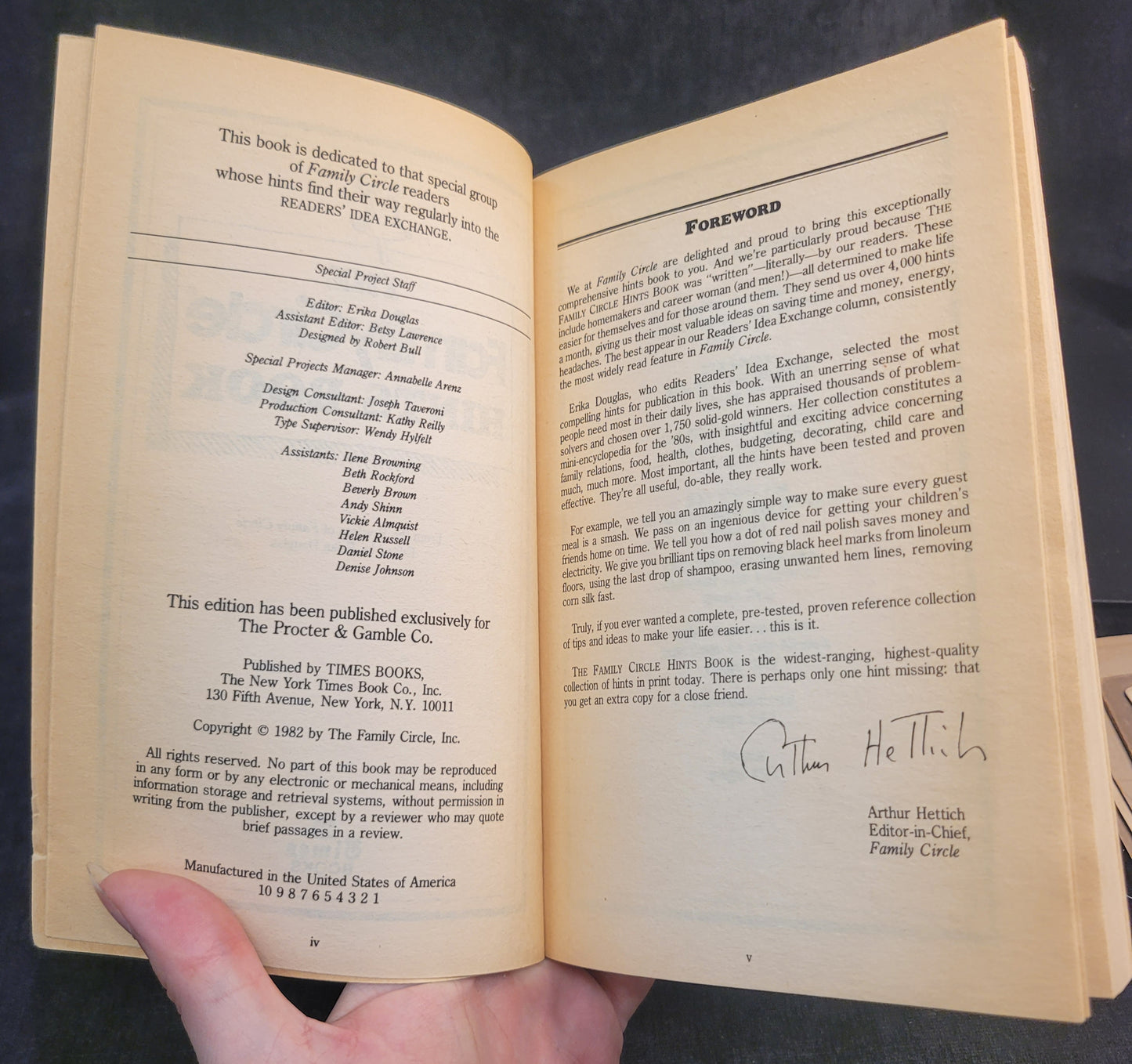 The Family Circle HInts Book edited by Erika Douglas - 1982
