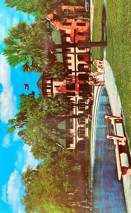 Ponce De Leon Springs Inn in De Leon Springs, Florida - Dag Hammarskjold (1905-1961) Stamp - Vintage Inn Postcard