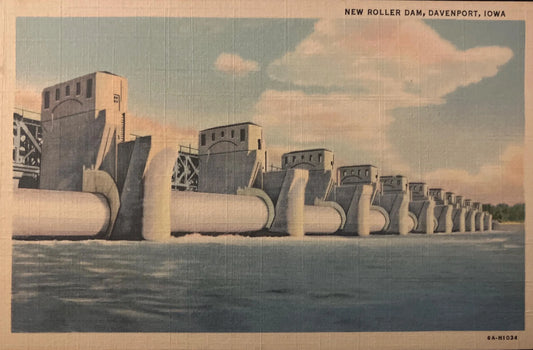 New Roller Dam - Davenport, Iowa - Vintage Postcard