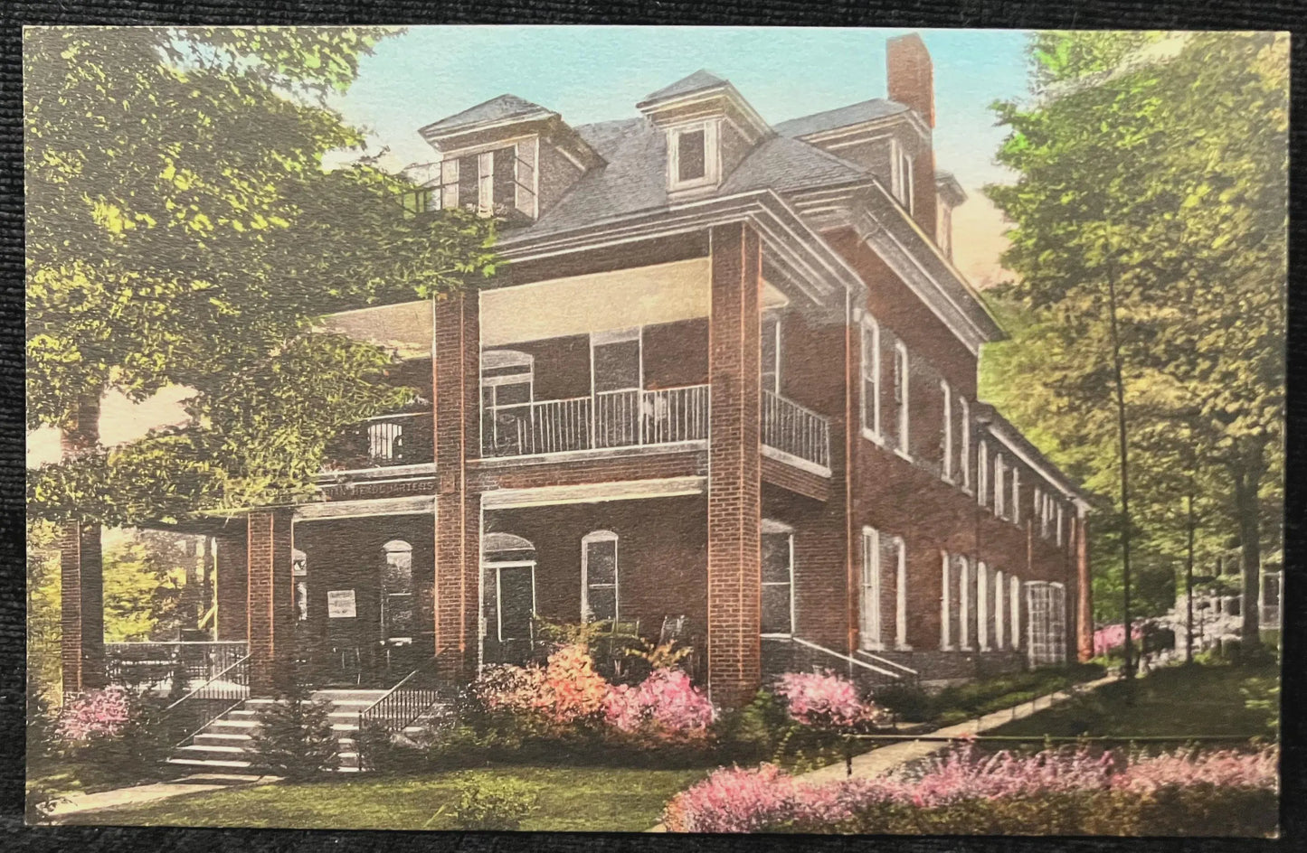 Presbyterian Headquarters, Chautauqua, New York, On Lake Chautauqua - Vintage Postcard
