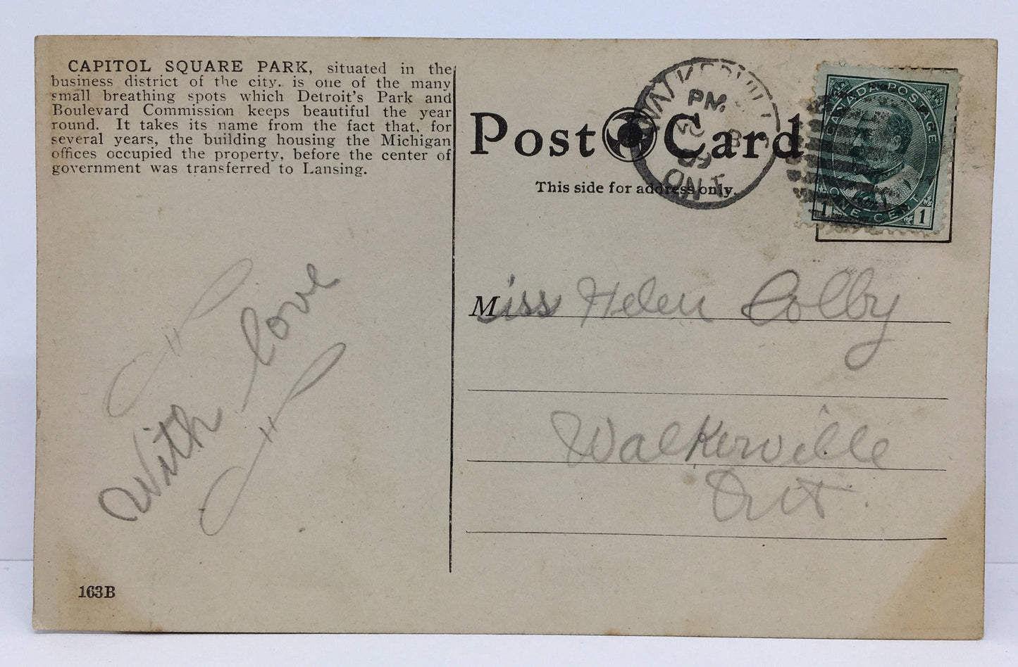 Detroit, Michigan - Fountain Capitol Square Park - Vintage Postcard