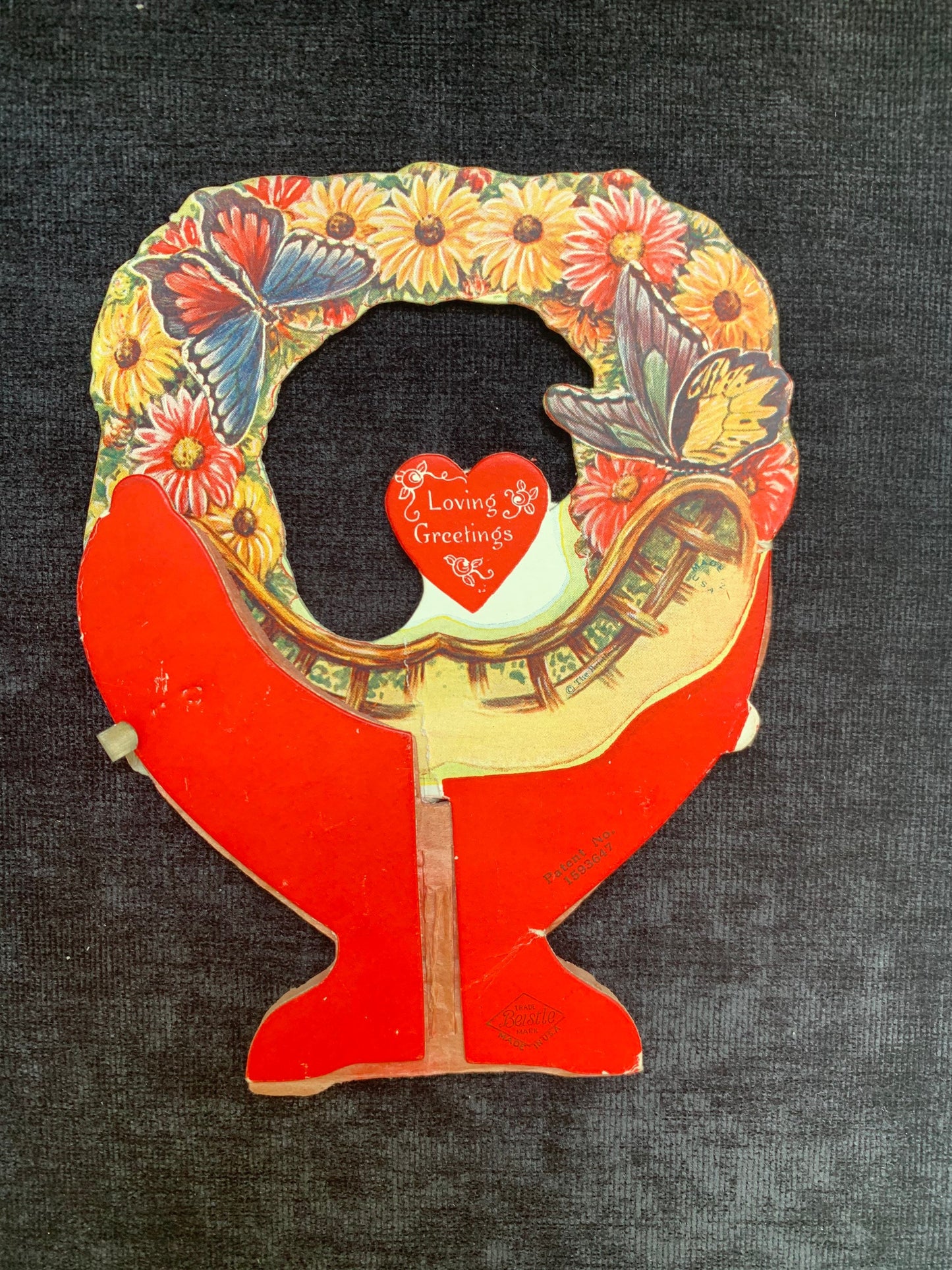 Beistle Two Sided Honeycomb Floral Wreath Valentine Card- 1930's