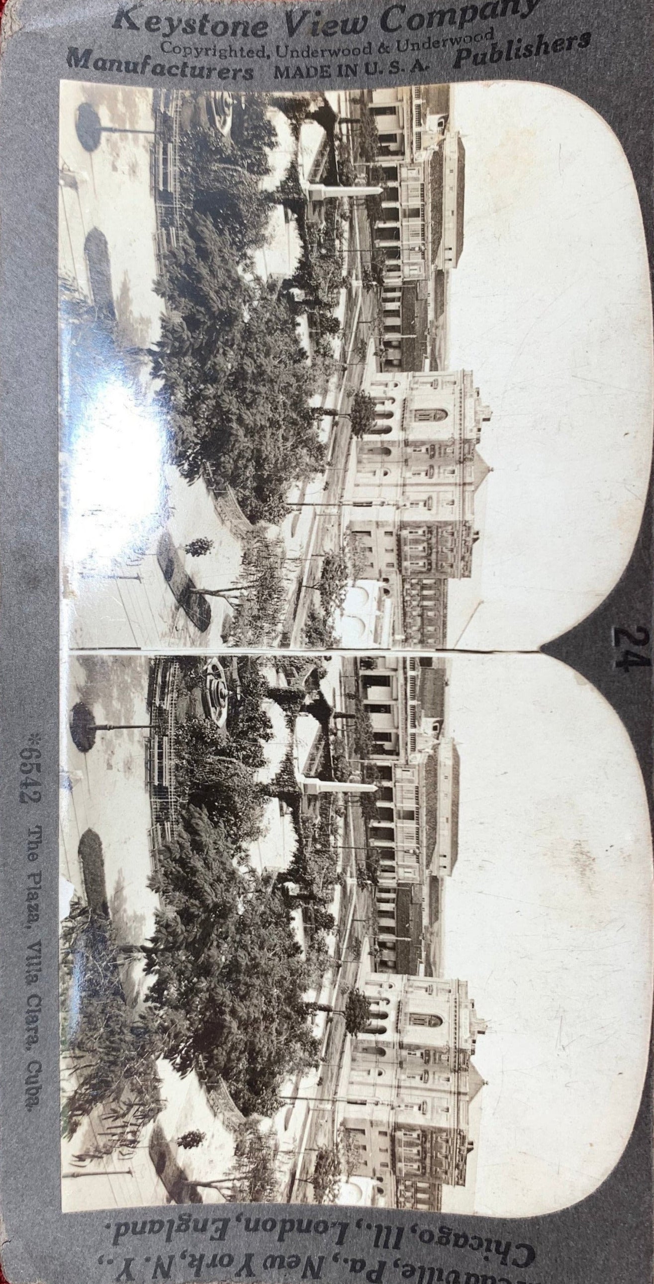 Villa Clara Plaza - Cuba - Vintage Stereoview Card -1920s