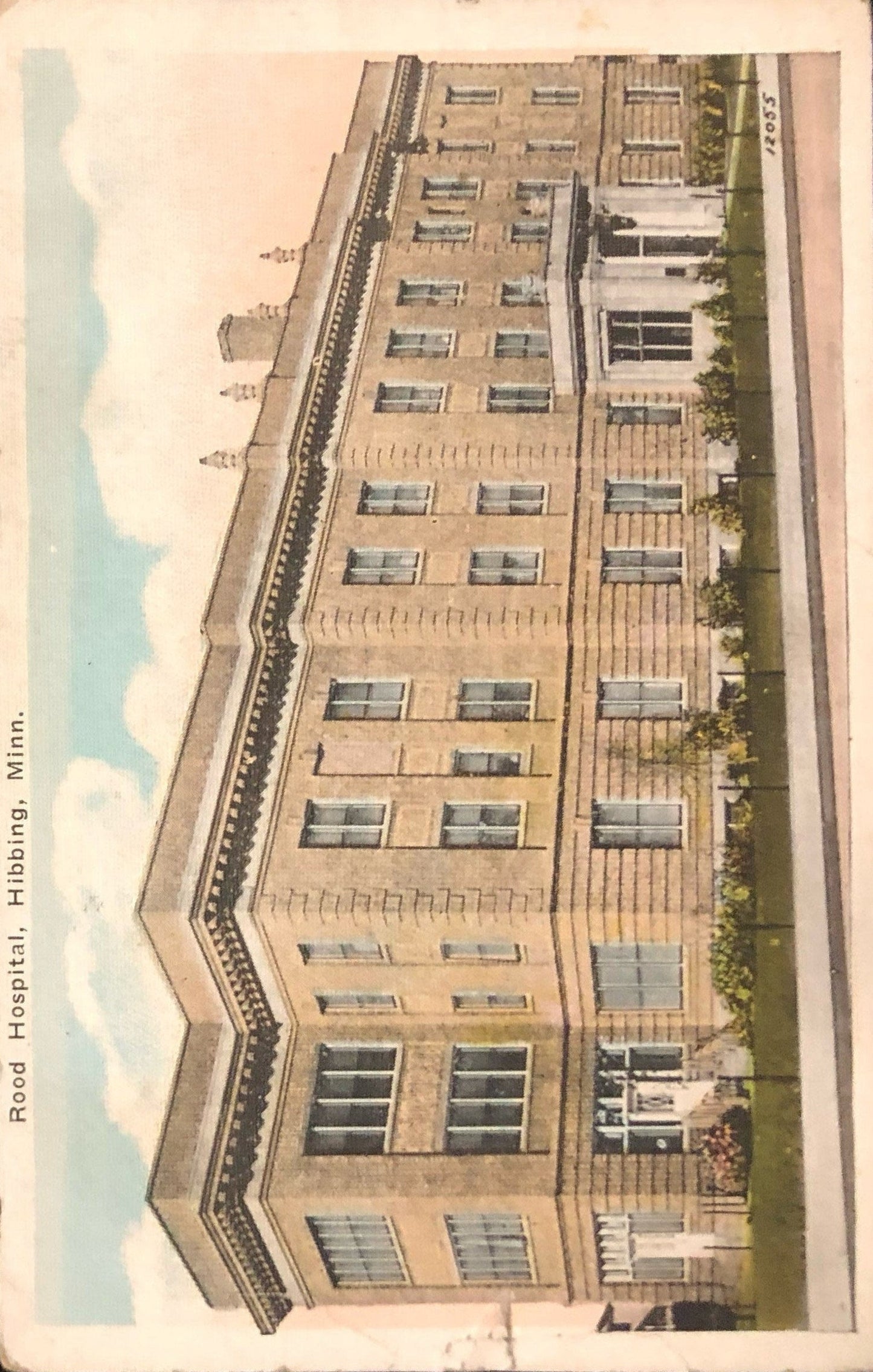 Rood Hospital, Hibbing Minnesota Vintage Postcard