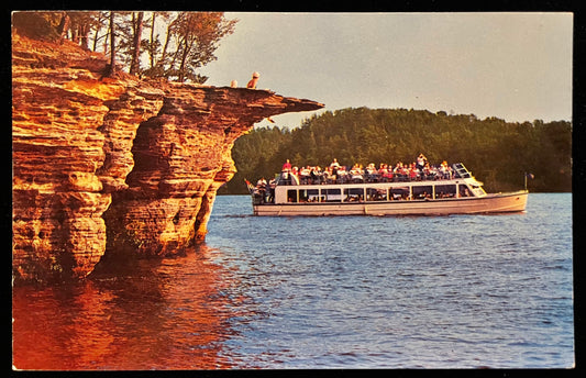 The Swallow's Nest Riverview Boat Line, Upper Dells - Wisconsin Dells, Wisconsin - Vintage Postcard