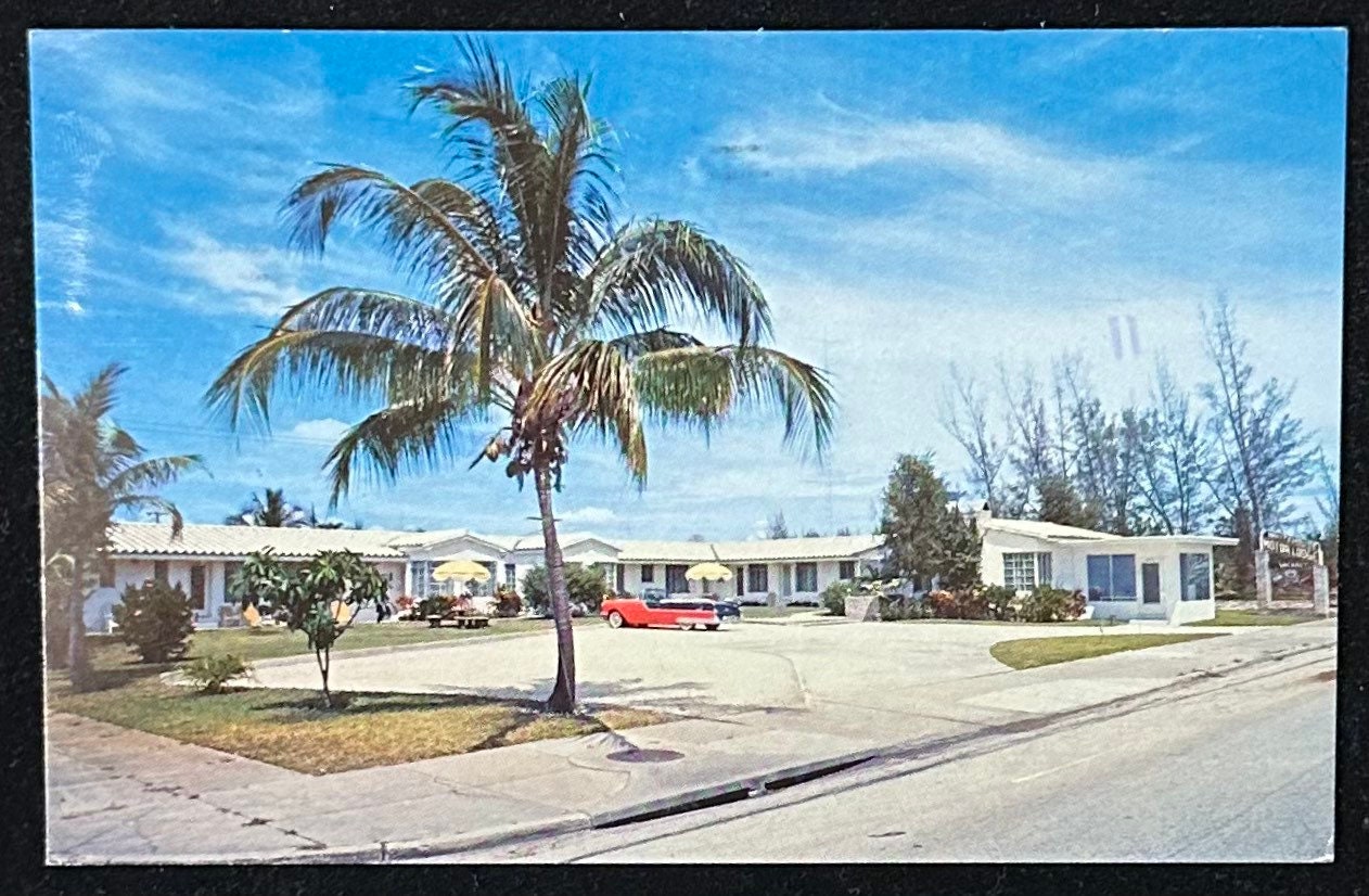 Whitehouse Motor Lodge - Boca Raton, Florida - Vintage Postcard