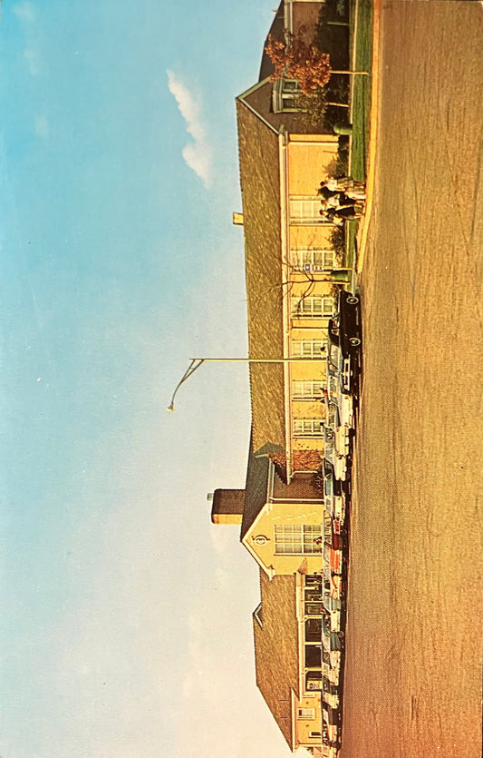 Service Plaza - Ohio Turnpike - 1950 and 60 automobiles - Photo by John Penrod - Vintage Postcard