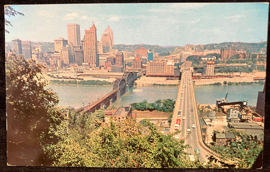 Downtown Pittsburgh, Pennsylvania - Vintage Postcard