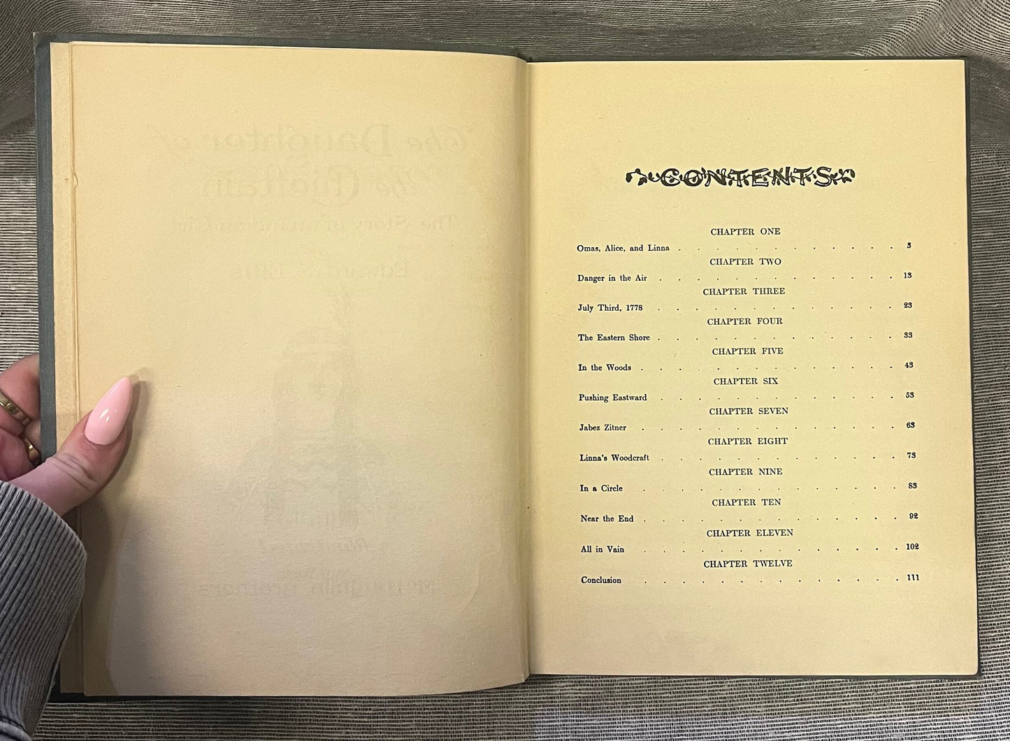 The Daughter of a Chieftain by Edward S. Ellis - Hardcover Book - 1908 story of Early Americans and Native Americans - 1916 Inscription