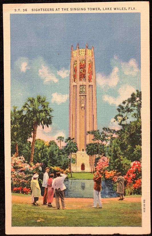 Sightseers at the Singing Tower, Lake Wales, Florida - Vintage Scenic Postcard