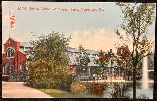 Animal House, Washington Park Zoo, Milwaukee, Wisconsin - Vintage Zoo Postcard