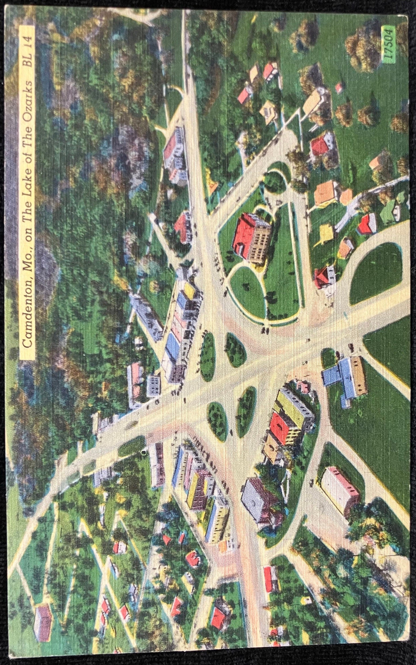 Camdenton, Missouri, On The Lake of The Ozarks - Linen Postcard