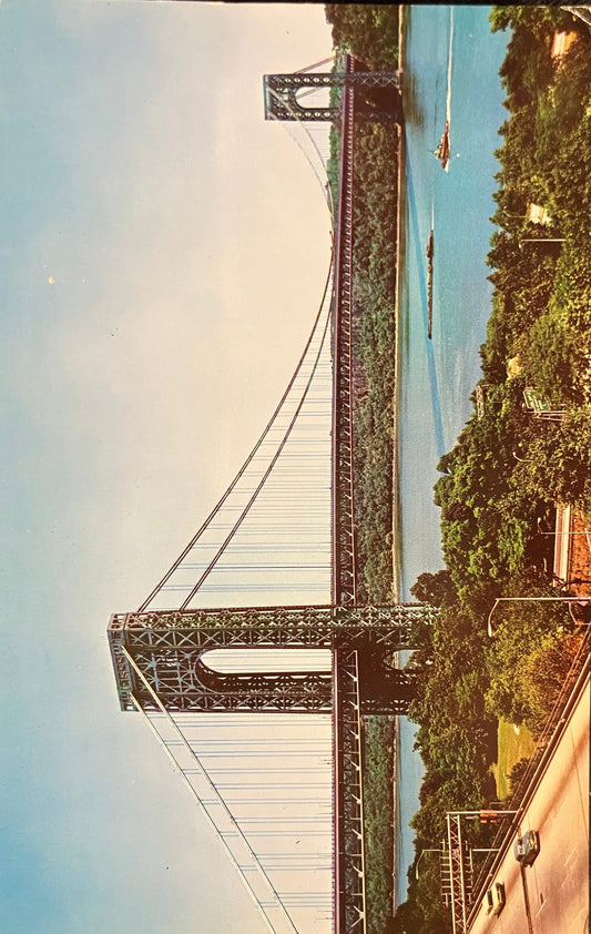 George Washington Bridge and Hudson River - Photo: New York Authority - Vintage Postcard