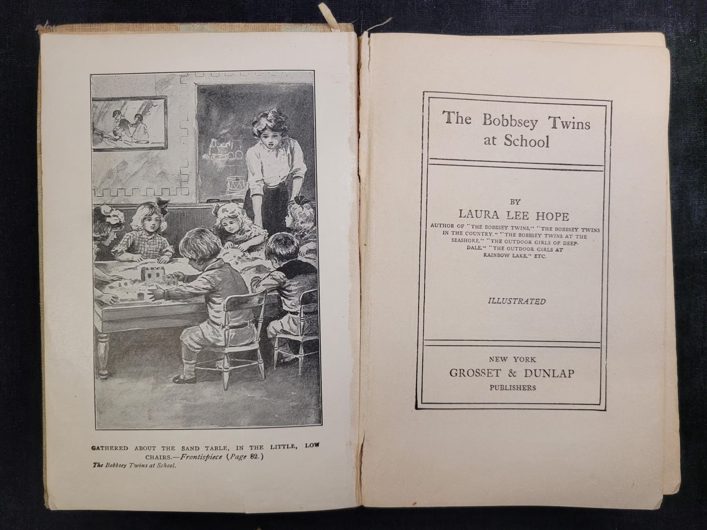 The Bobbsey Twins at School - Book 4 - Laura Lee Hope