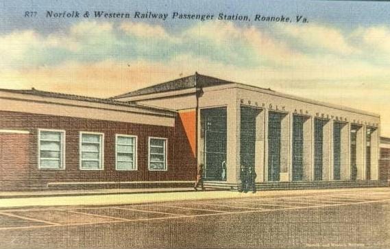 Norfolk & Western Railway Passenger Station - Roanoke, Virginia - 1930s/1940s Linen Postcard