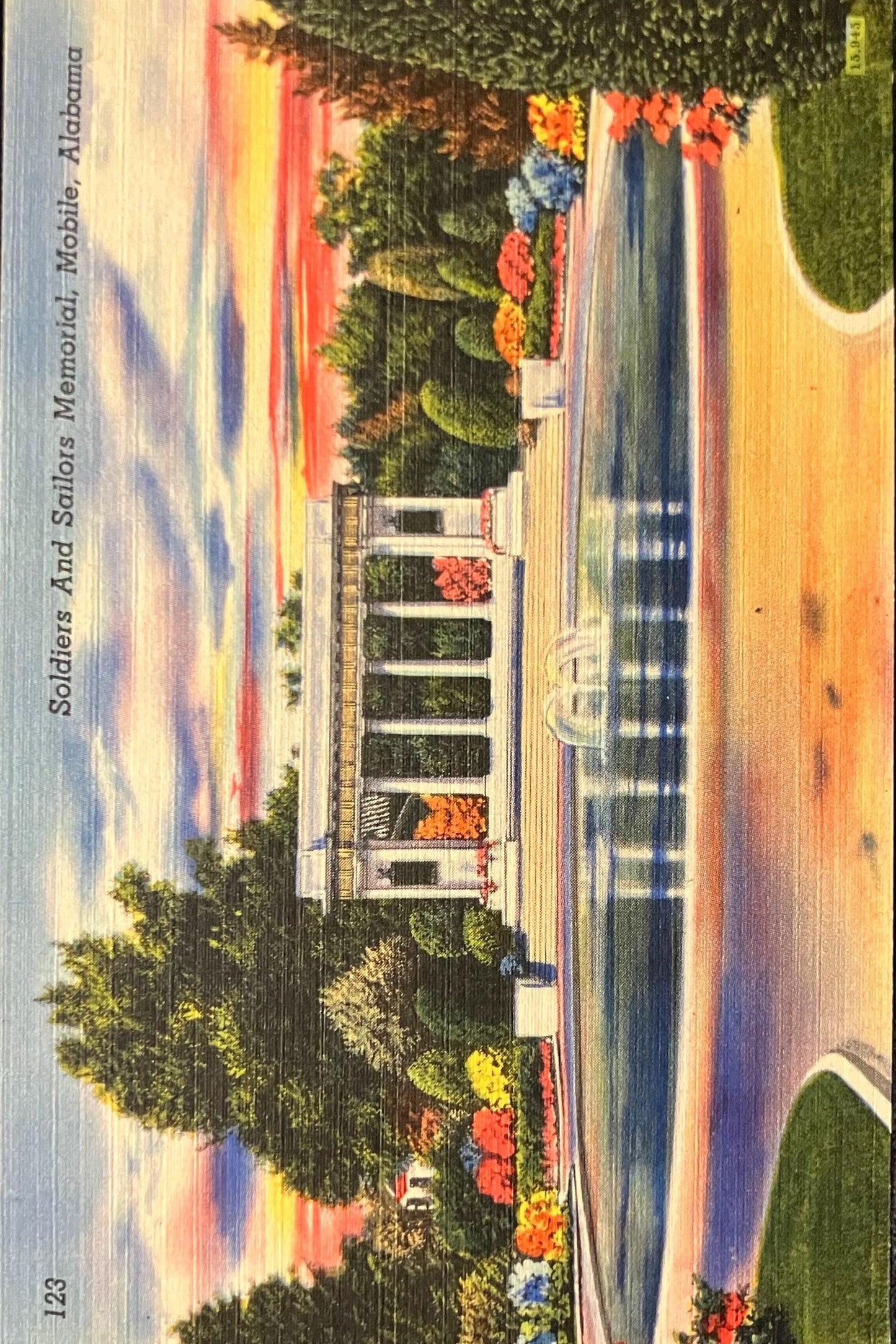 Soldiers And Sailors Memorial - Mobile, Alabama - Photo by Overbey Studio - Veteran Postcard - 1940s Linen Postcard