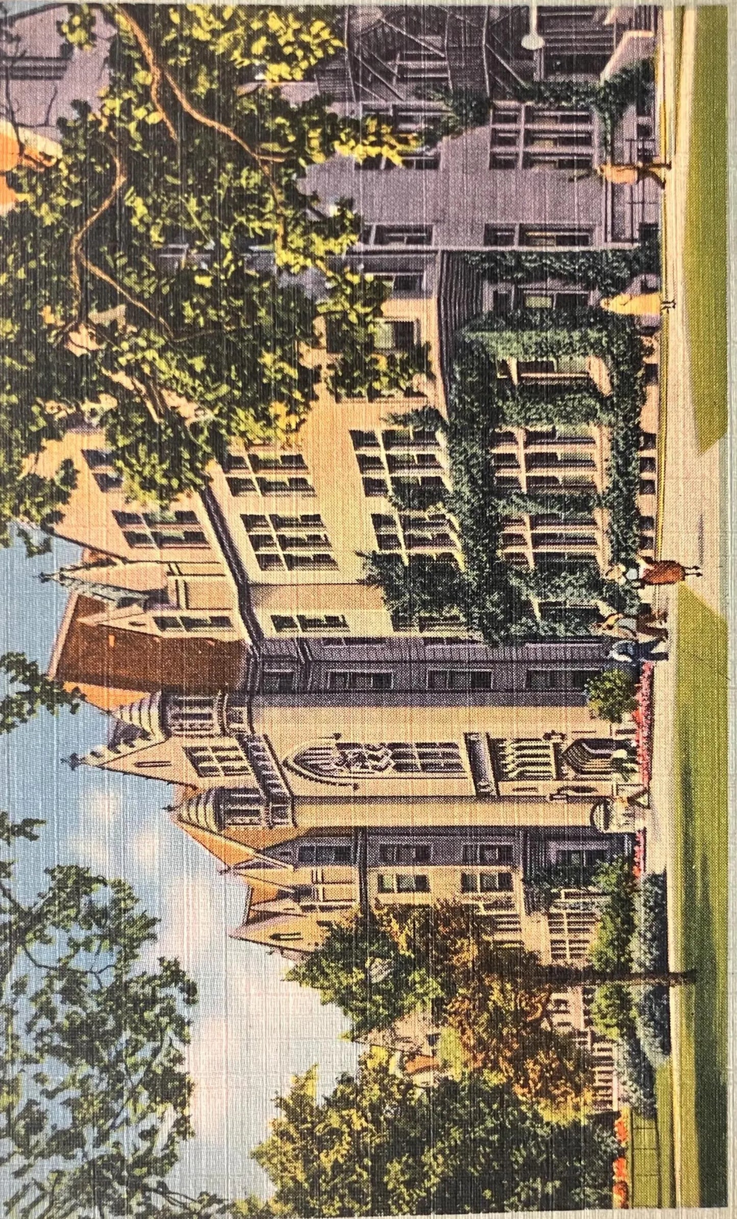 Cobb Hall of the University of Chicago, Illinois - Vintage Linen University Postcard