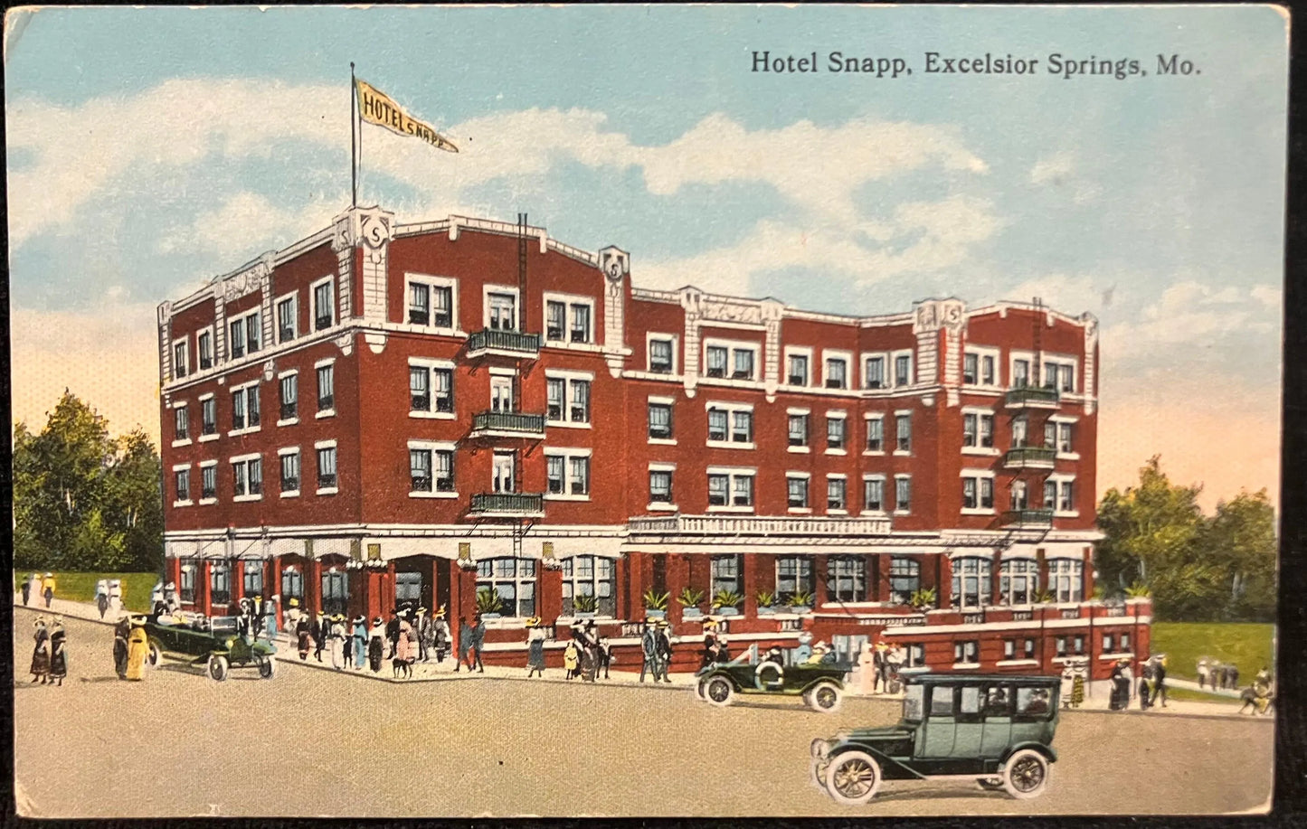 Hotel Snapp, Excelsior Springs, Missouri - Vintage Postcard