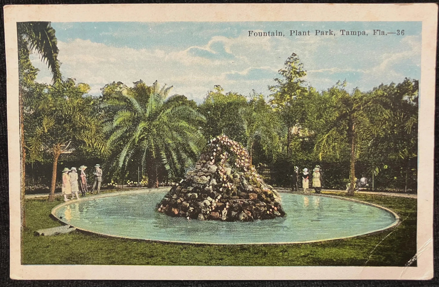 Fountain, Plant Park, Tampa, Florida - Vintage Park Postcard