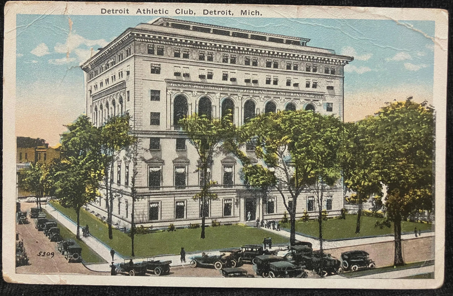Detroit Athletic Club, Detroit, Michigan - Vintage Postcard