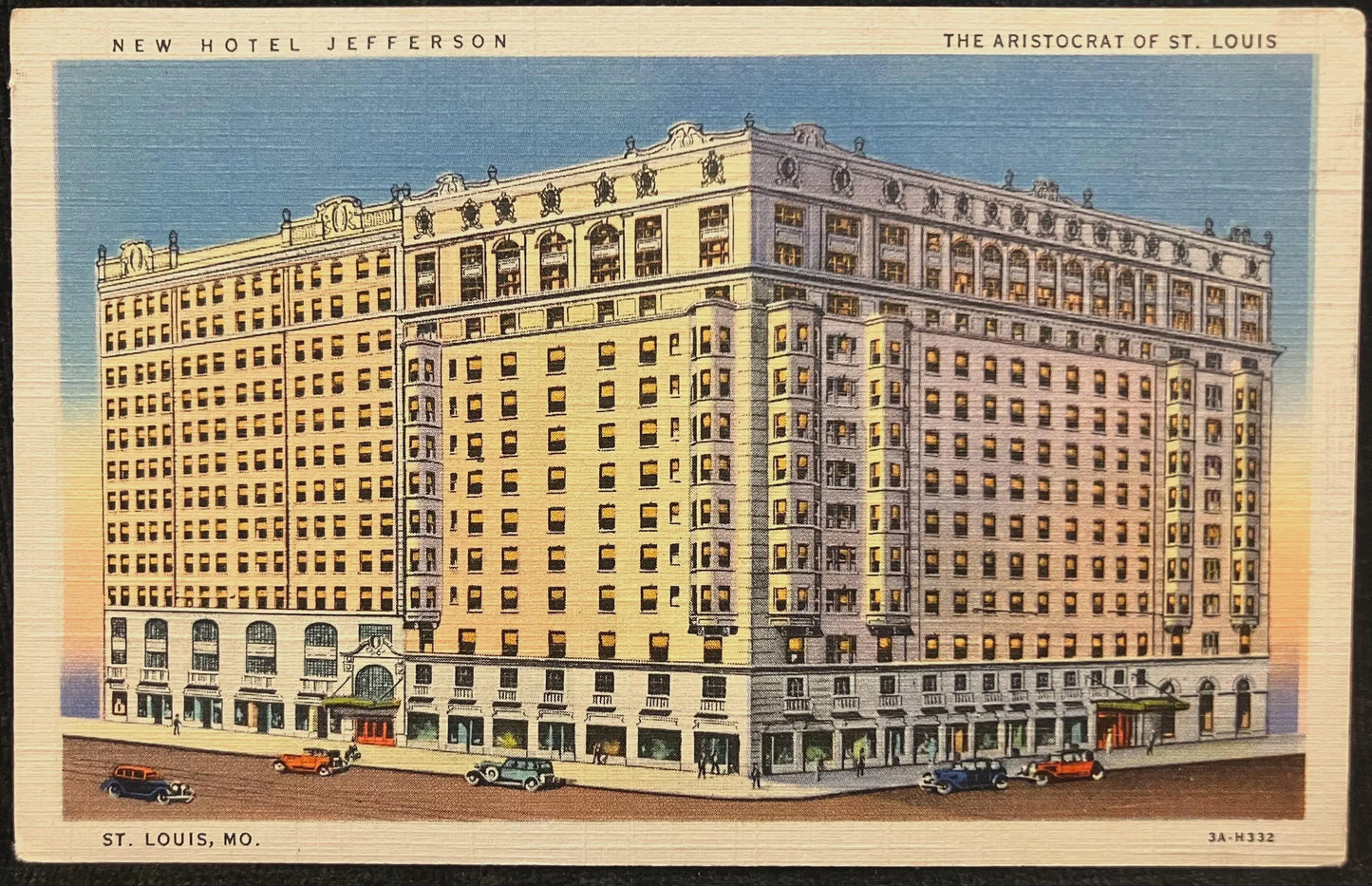 New Hotel Jefferson - The Aristocrat of St. Louis - St. Louis, Missouri - Vintage Postcard