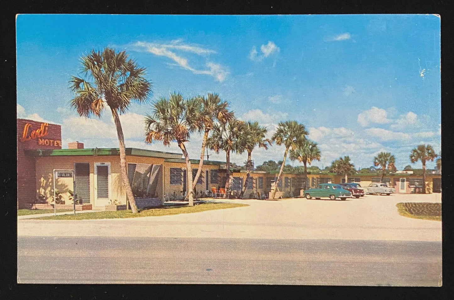 Lodi Motel, Daytona Beach, Florida - Vintage Postcard