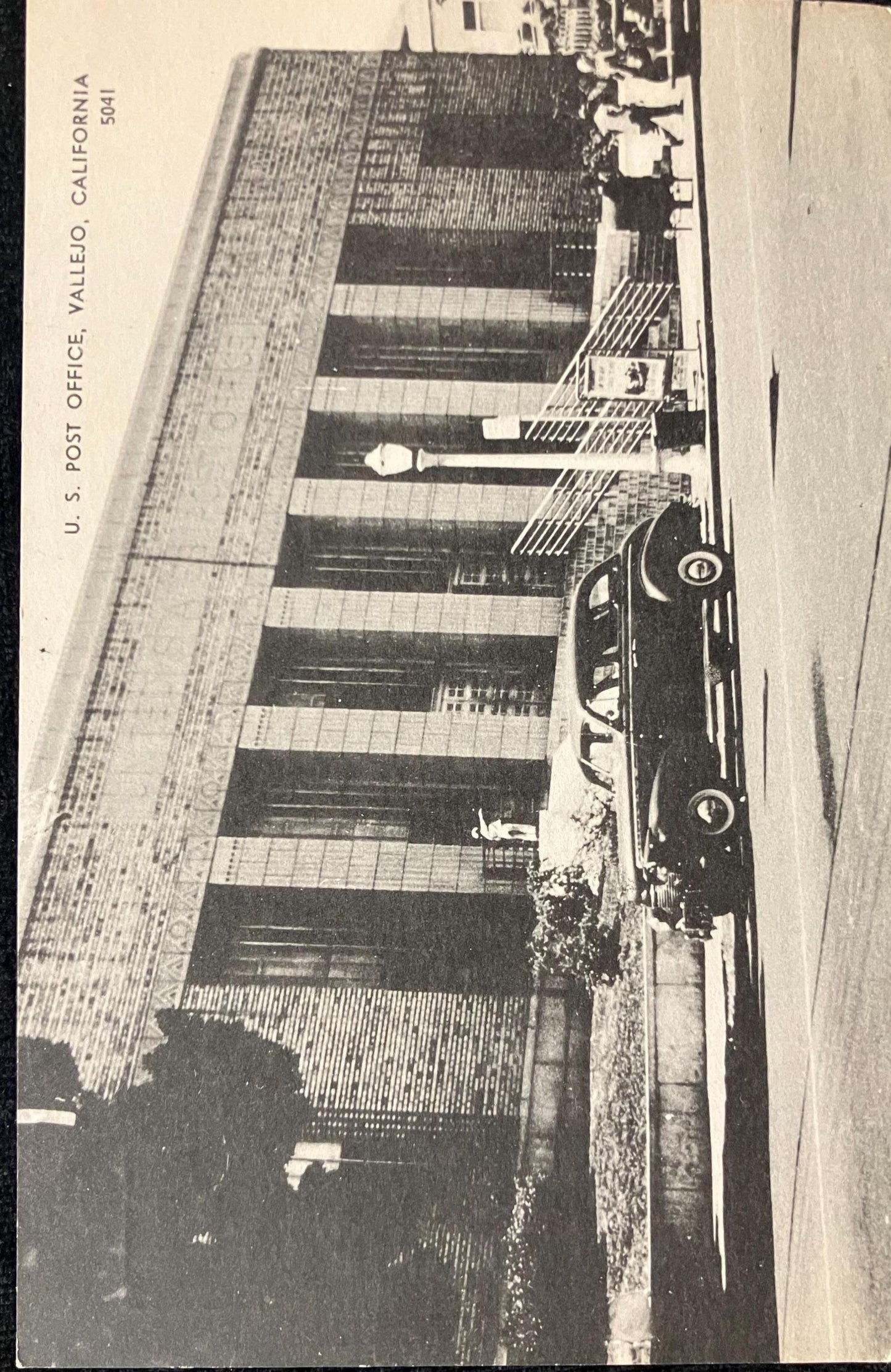 U. S. Post Office, Vallejo, California - Vintage Black and White Postcard