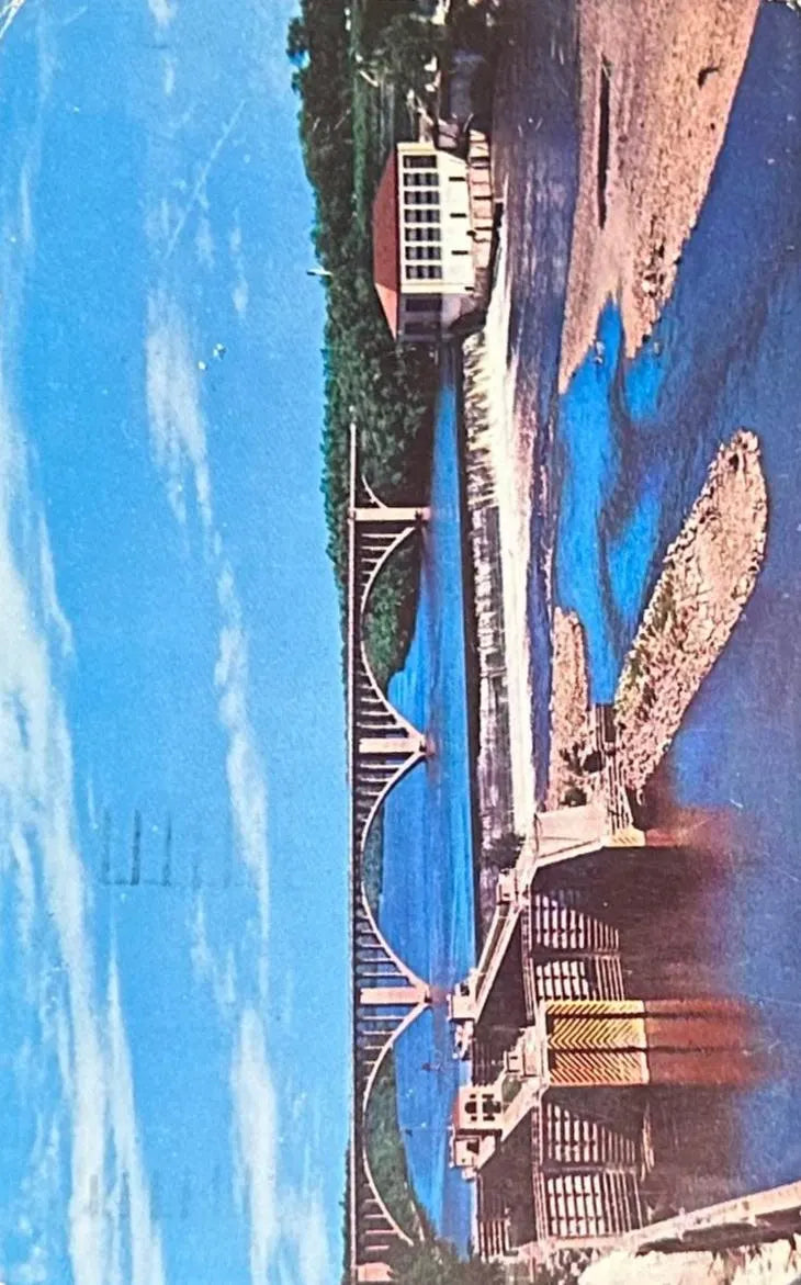 US Government Dam and Locks and Ford Bridge - Minneapolis, Minnesota - Vintage Postcard