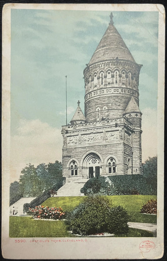 Garfield's Tomb, Cleveland, Ohio - Vintage Postcard