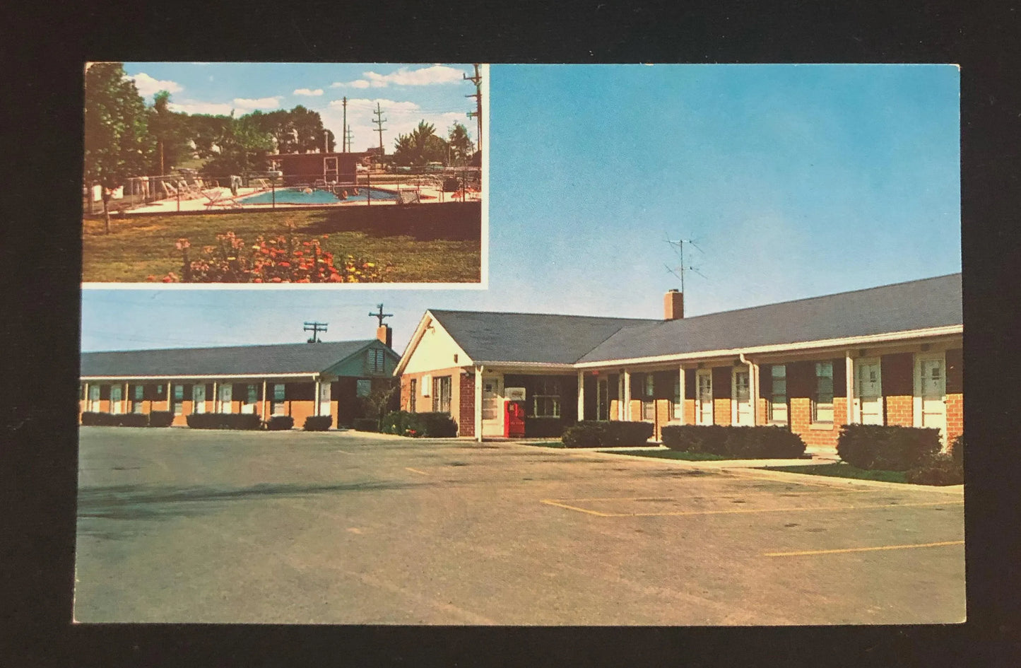 Wilsonian Motel, Greenwood, Indiana - Vintage Postcard