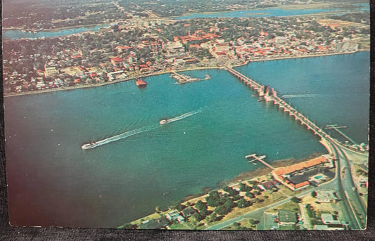 St. Augustine, Florida - Photo: Beaudoin’s Studio - Vintage Postcard