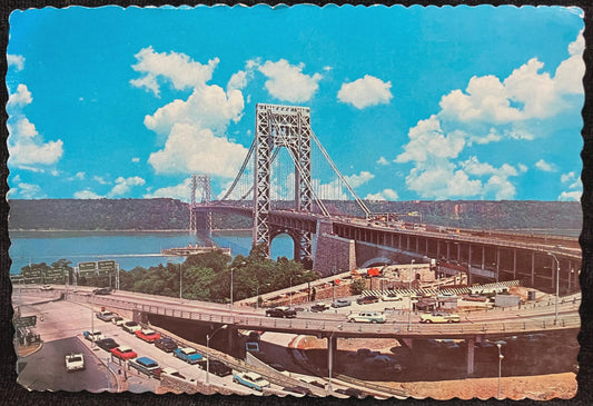 George Washington Bridge - New York City, New York - Vintage Serated Edge Postcard