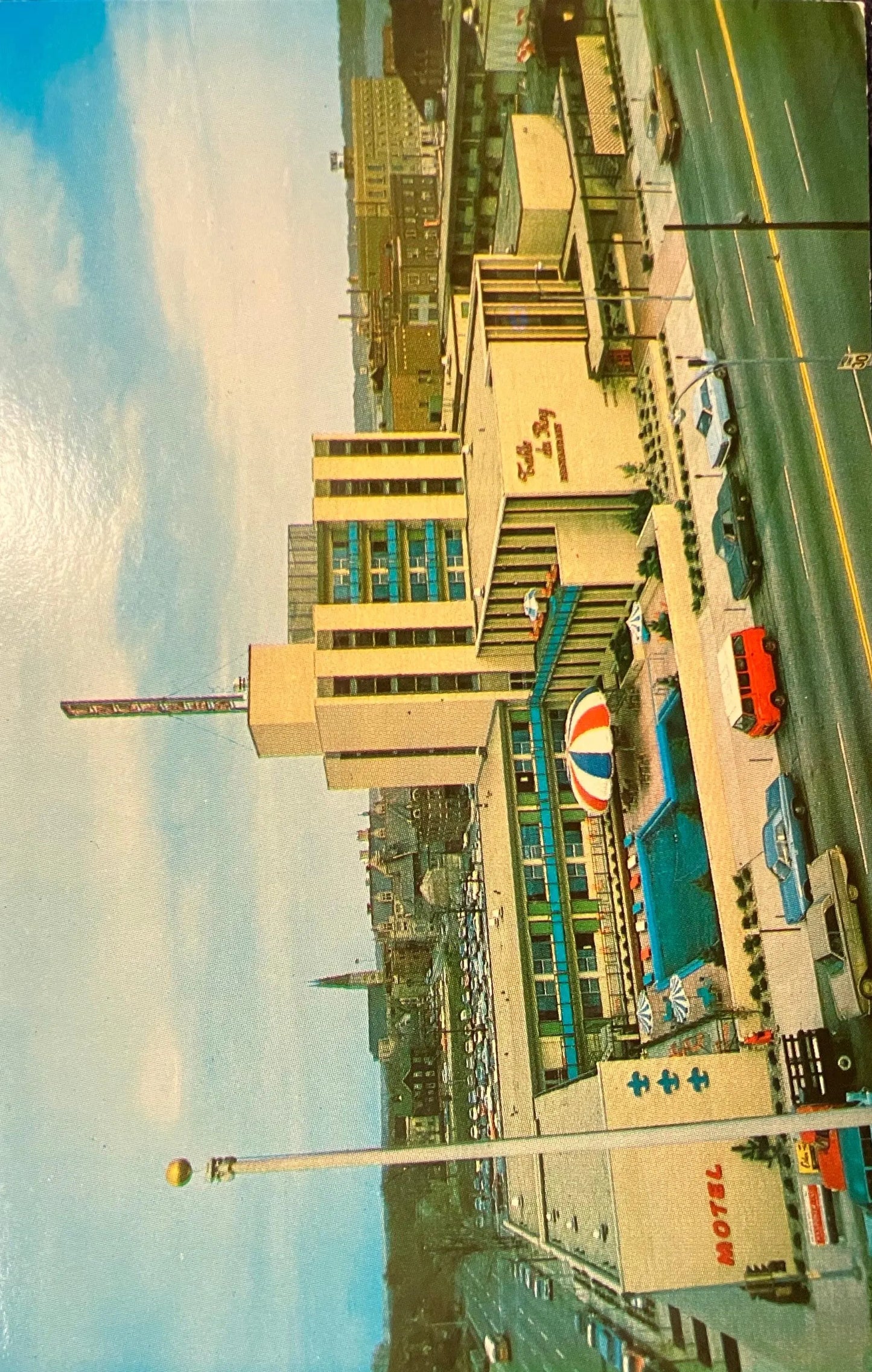 The Voyager Inn - Peoria, Illinois - Vintage Hotel Postcard