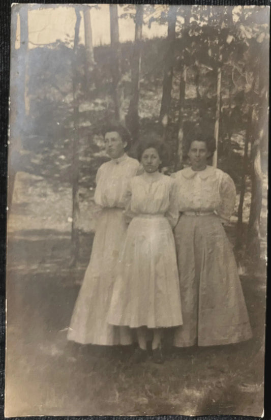 Mary, Liffie, Eva Brewer - Vintage Family Postcard