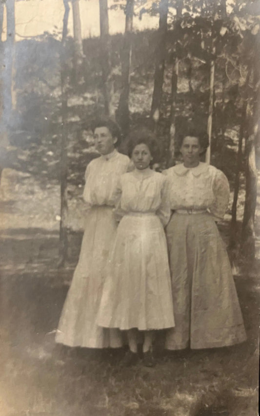 Mary, Liffie, Eva Brewer - Vintage Family Postcard