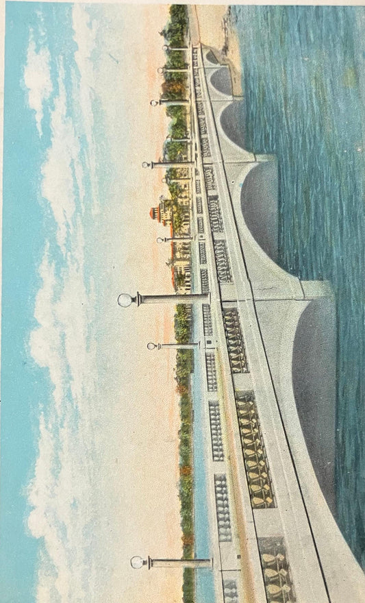 Lake Jackson Bridge and Harder-Hall, Sebring, Florida - Vintage Postcard
