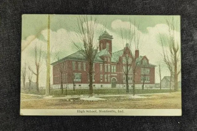 High School, Monticello, Indiana - Vintage Postcard