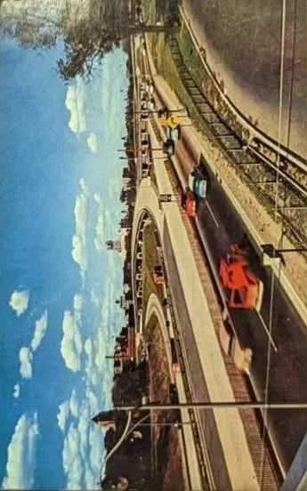 Junction of the Edsel Ford Expressway and the John Lodge Expressway, Detroit, Michigan - Vintage Postcard