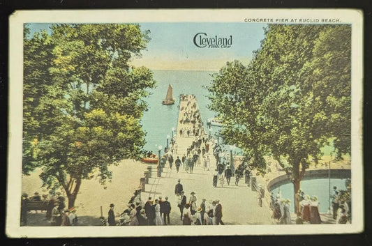 Concrete Pier at Euclid Beach, Cleveland, Ohio - Vintage Postcard