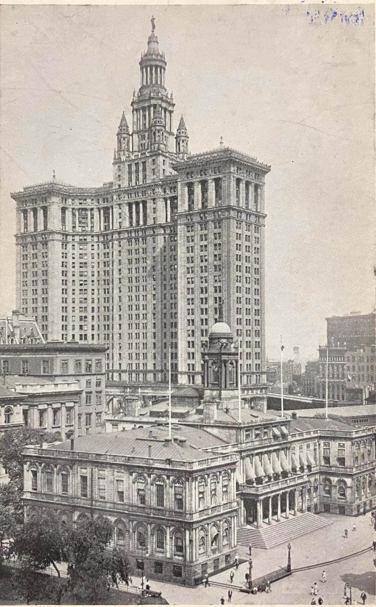 City Hall and Municipal Building, New York City - Vintage Postcard