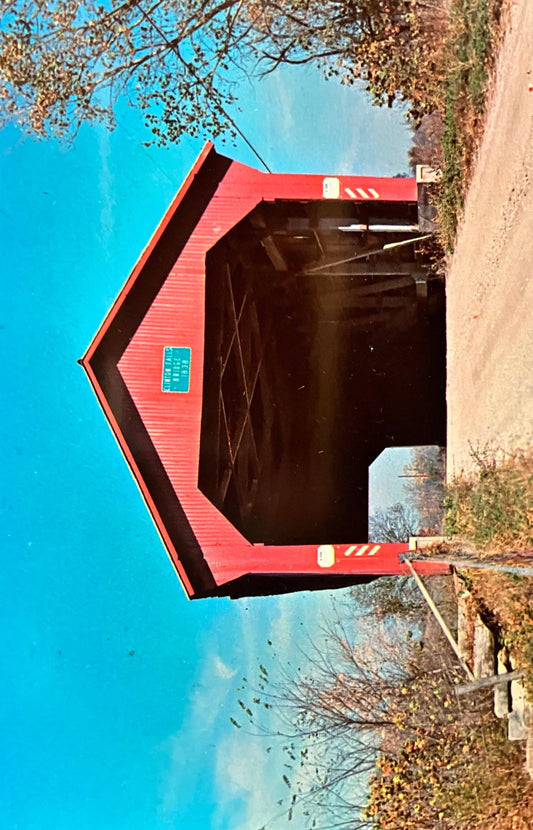 Old Raccoon Bridge in Putnam County, Indiana - Photo: Mitchell - Vintage Covered Bridge Postcard
