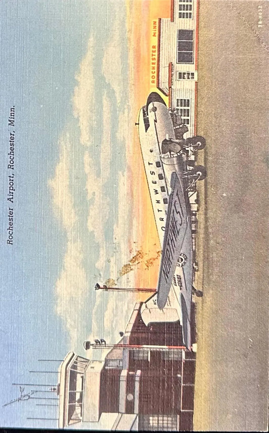 Rochester Airport, Rochester, Minnesota - Vintage Postcard