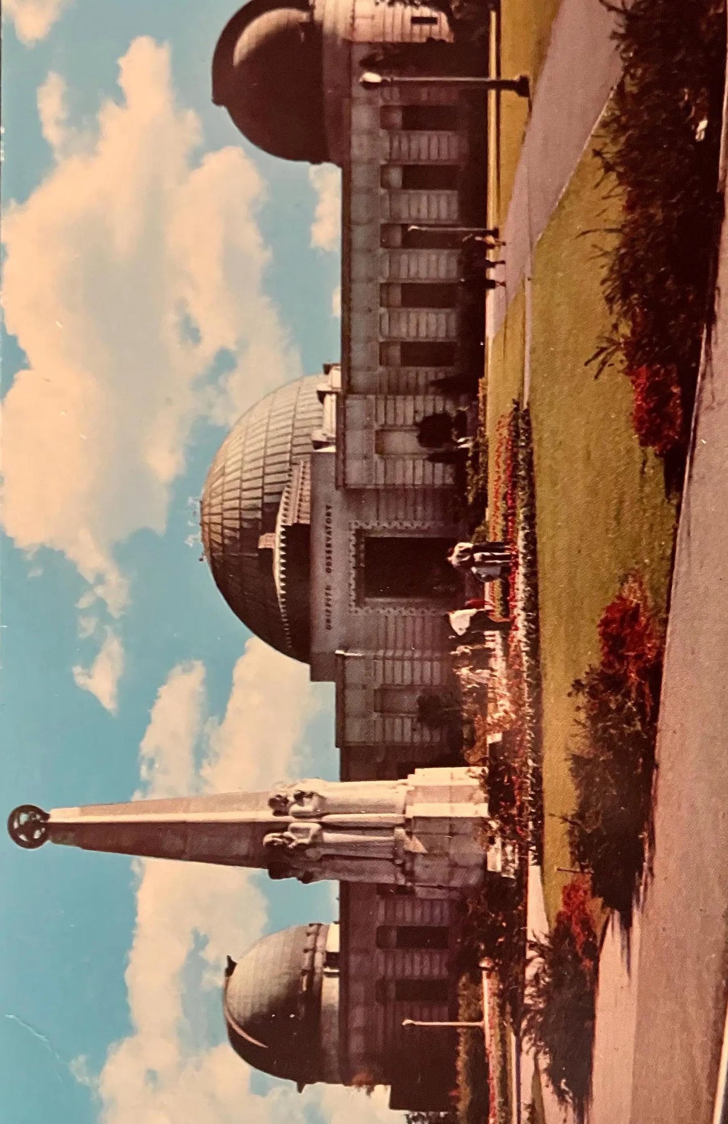 Planetarium and Observatory in Griffith Park in Los Angeles, California - Vintage Postcard