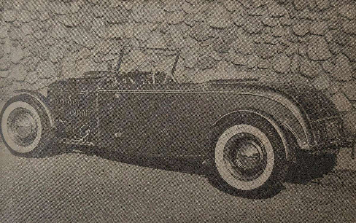 PR? & Description - Vintage Photo 1932 Ford roadster