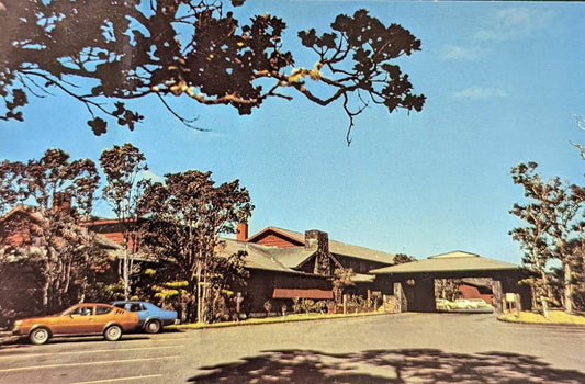 World Famous Volcano House - Hawaii Volcanoes National Park - Vintage Hawaii Postcard