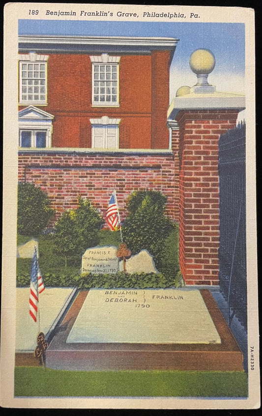 Benjamin Franklin's Grave, Christ Church Cemetery, Philadelphia, Pennsylvania - Vintage Ben Franklin Postcard