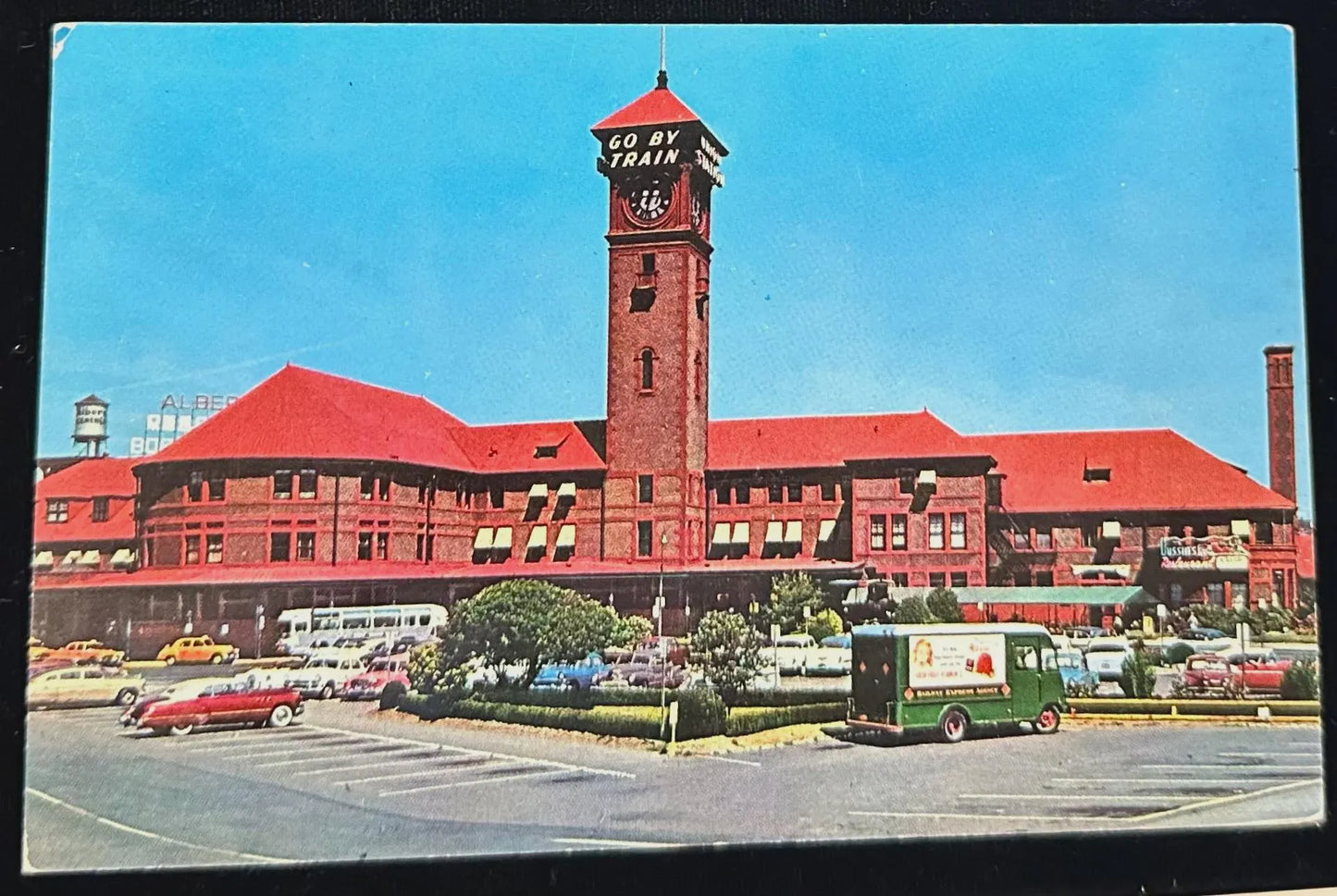PO-1~ Union Depot, Portland, Oregon - Vintage Postcard