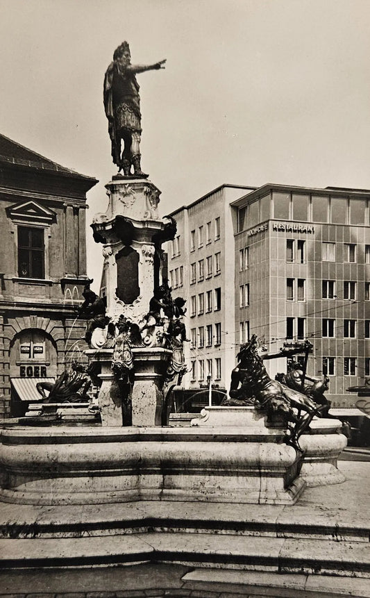 RPPC- Fountain Of Augustus, Augsburg Germany Vorkriegs-Rathausplatz  - Vintage International Postcard